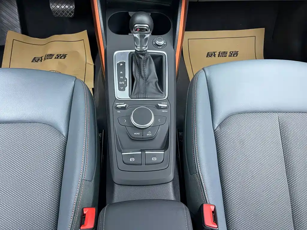Audi Q2L 2019 2018 35 TFSI Fashion Elegance China V