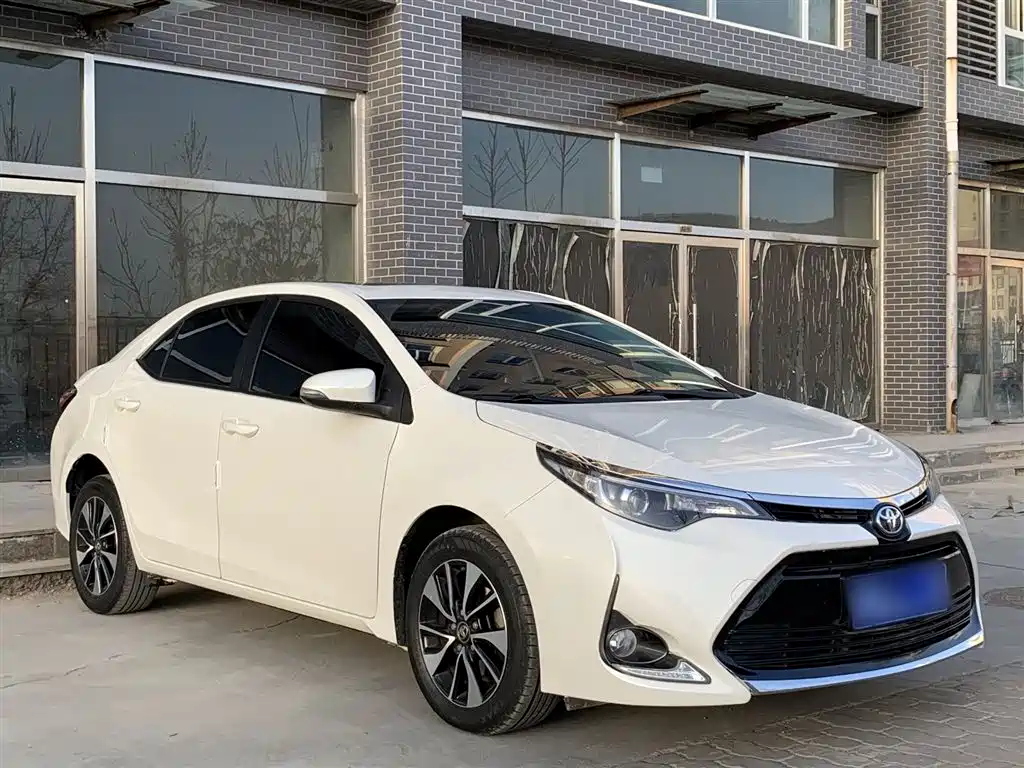 Toyota Levin 2018 185T CVT Prestige Edition China VI фото 4