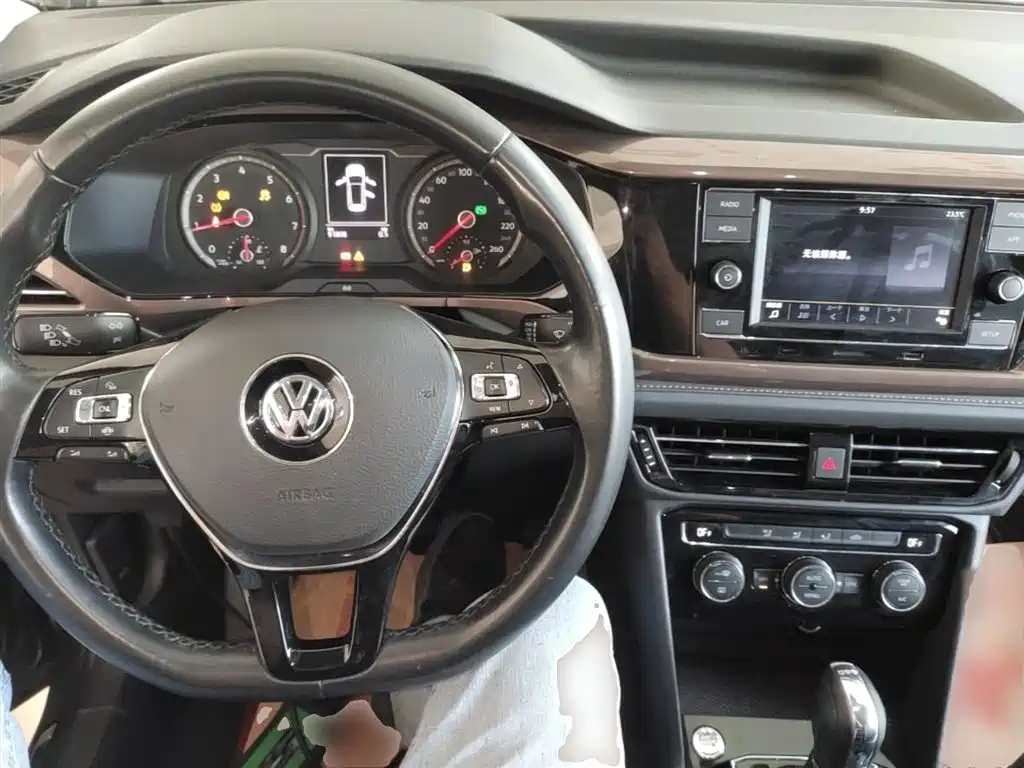 Volkswagen Tharu 2019 280TSI 2WD Comfort Edition China VI фото 10