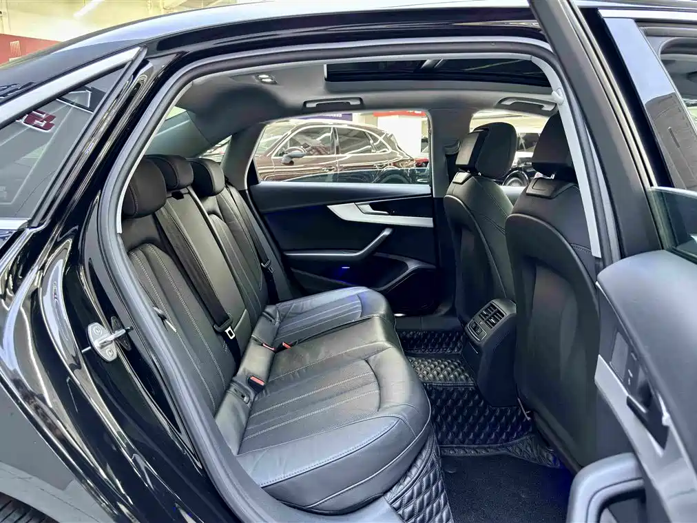 Audi A4L 2020 40 TFSI Fashion Dynamic Edition фото 6