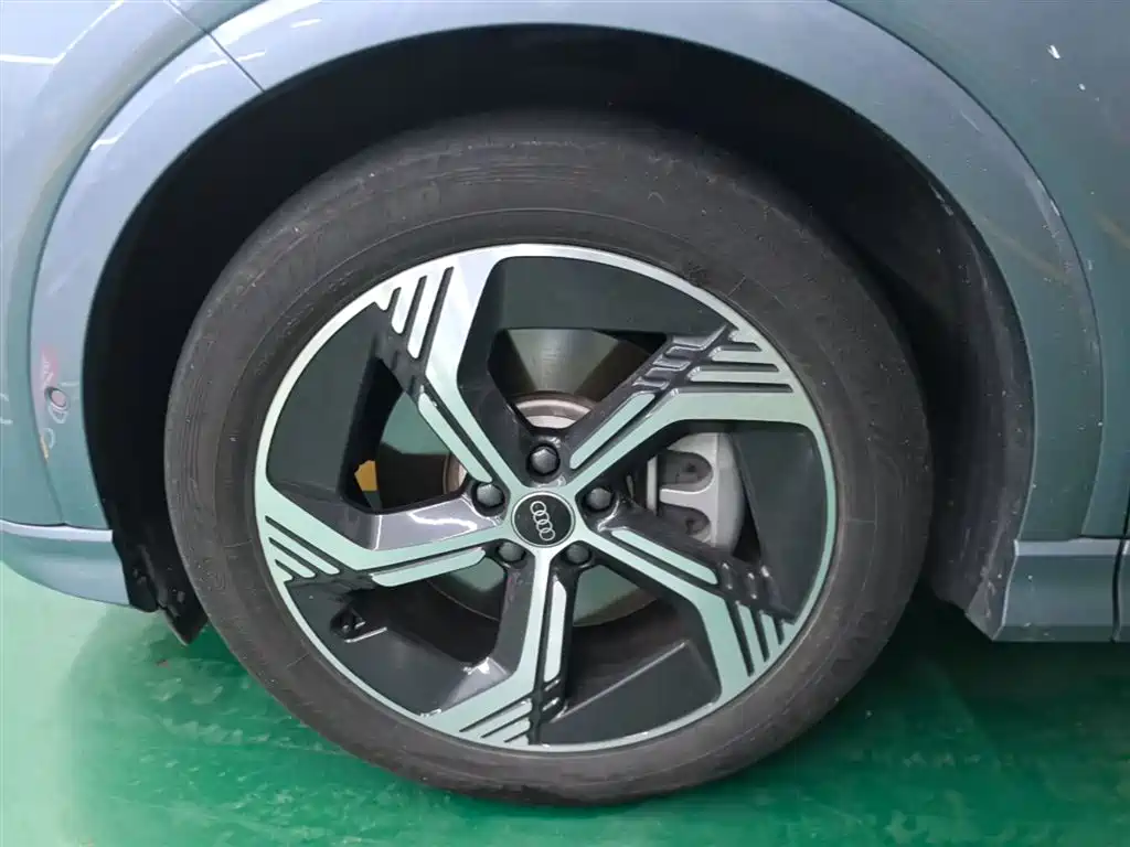 Audi Q4 e-tron 2023 40 e-tron Pioneer Edition фото 23