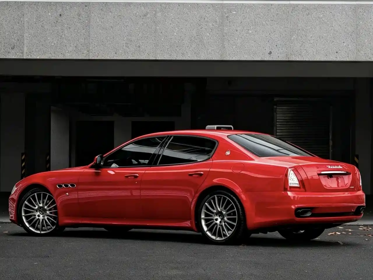Photo 4 - Maserati Quattroporte