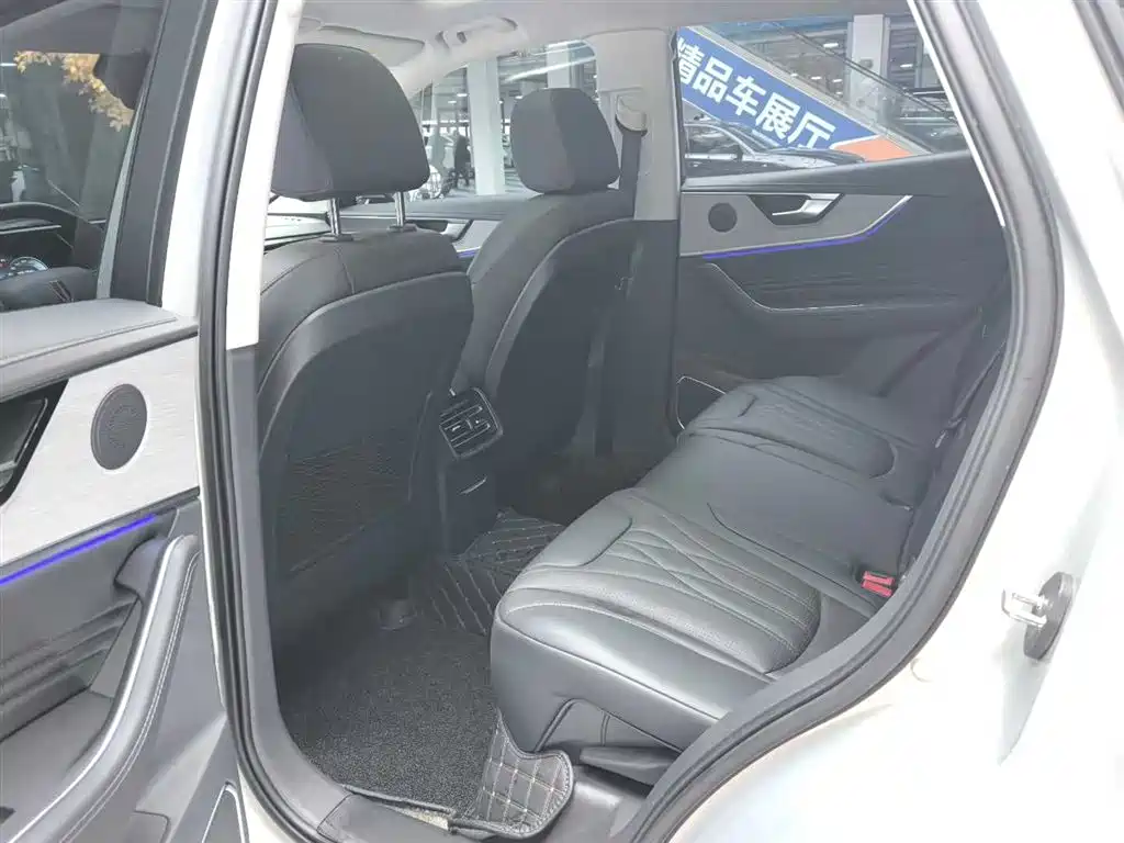 Hongqi HS5 2025 2.0T 2WD Qixiang Pro фото 6