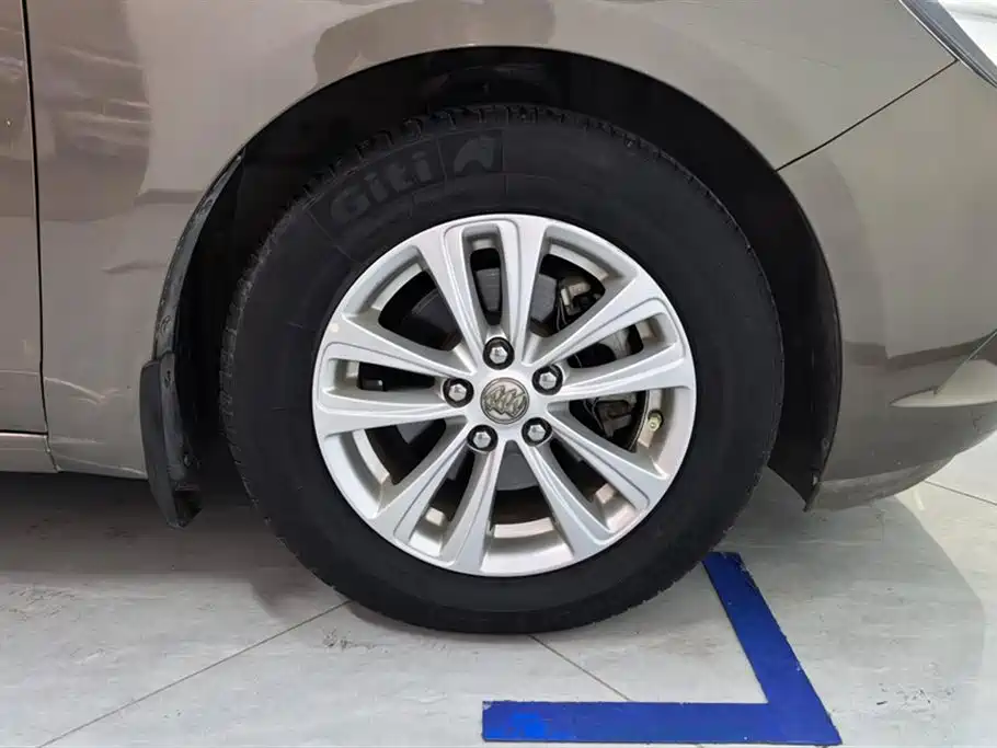 Buick Excelle 2015 15N Automatic Progressive фото 6