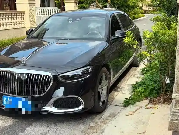 Mercedes-Benz Maybach S-Class