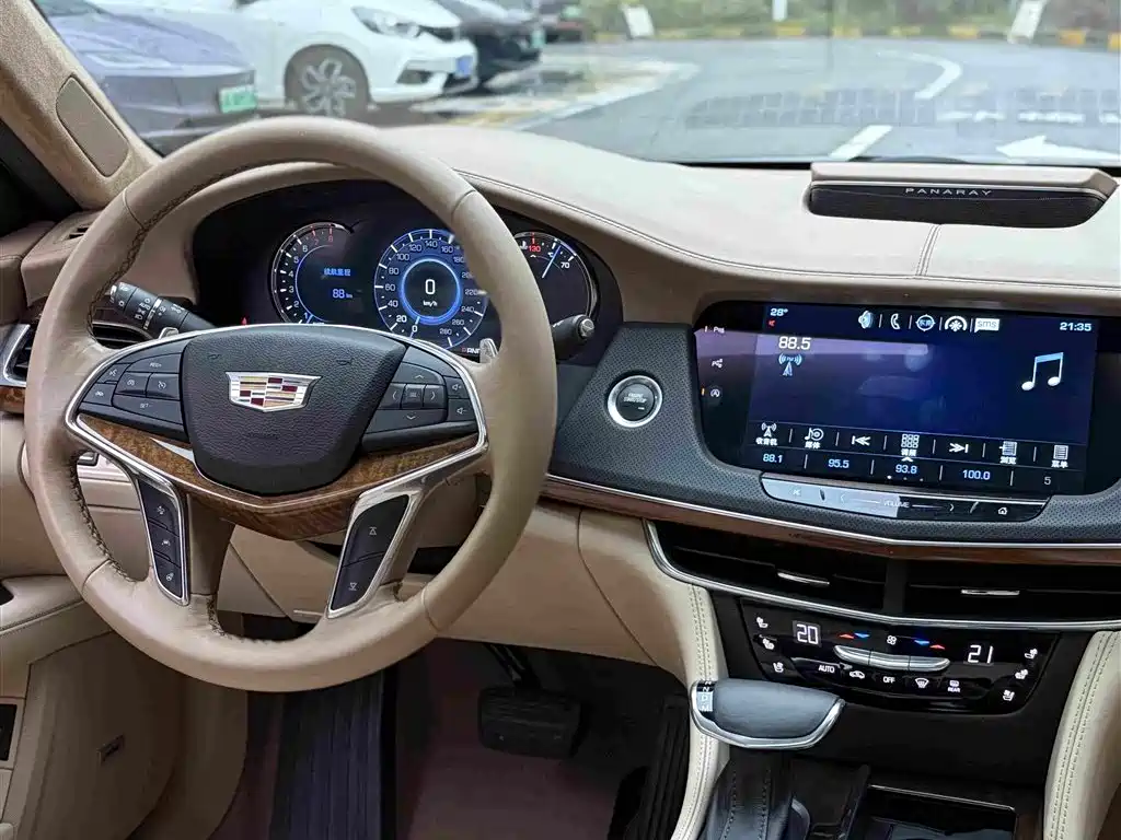 Photo 17 - Cadillac CT6