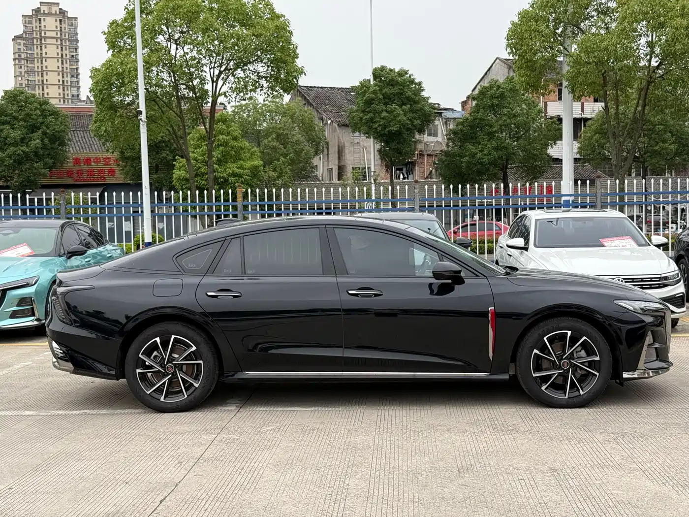Hongqi H6 2025 Model 2.0T Beauty Edition фото 7
