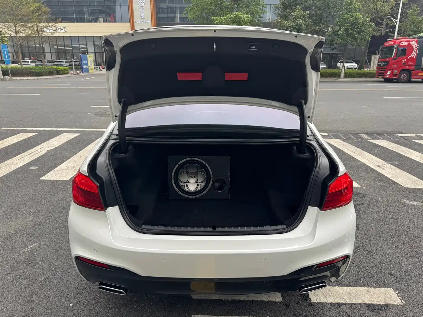 BMW 5 Series 2019 530Li Leading M Sport Package фото 37