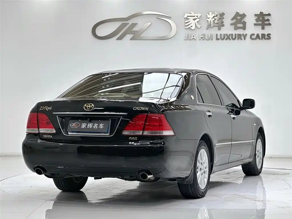 Toyota Crown 2009 2.5L Royal Special Enhanced Edition фото 5