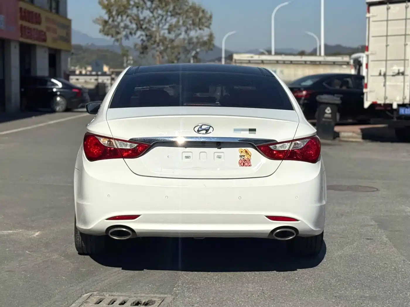 Hyundai Sonata 2013 2.4L Automatic Luxury Edition (China IV) фото 8