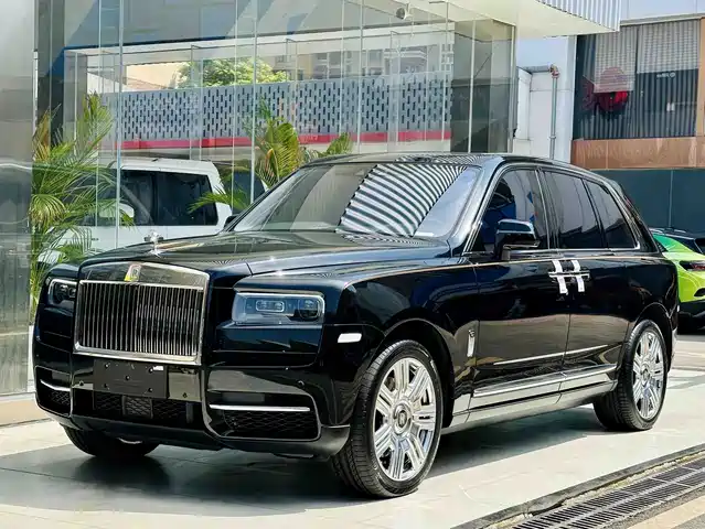 Rolls-Royce Cullinan 2022