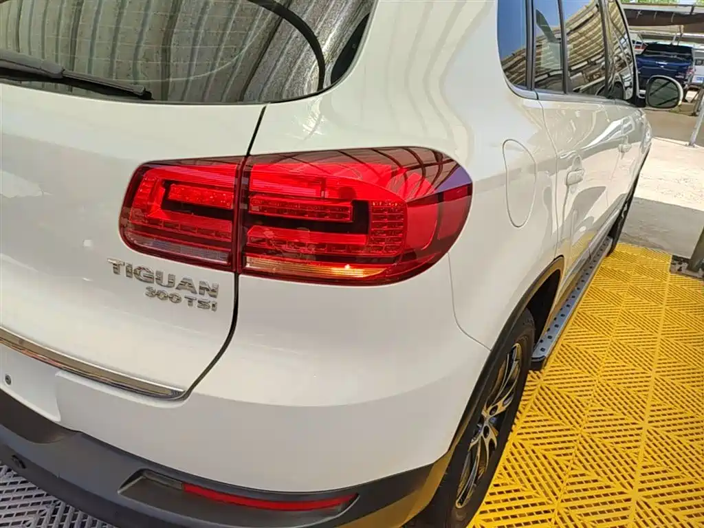 Volkswagen Tiguan 2016 Model 300TSI Automatic 2WD Luxury Edition фото 8