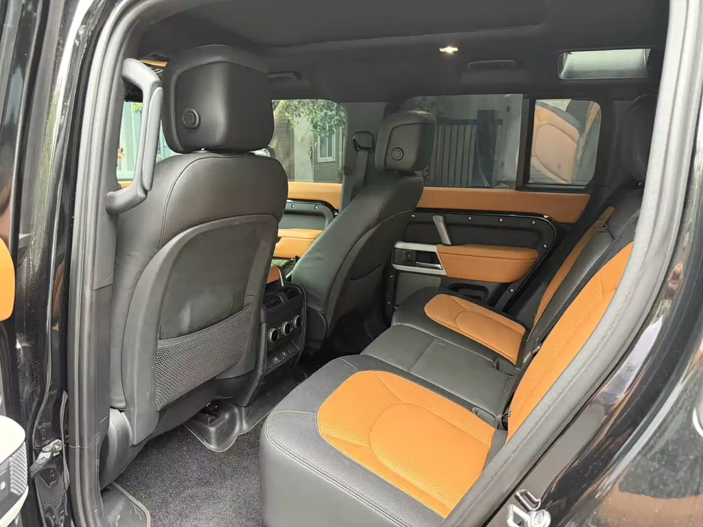 Land Rover Defender 2024 110 3.0T P400 X-DYNAMIC HSE фото 5