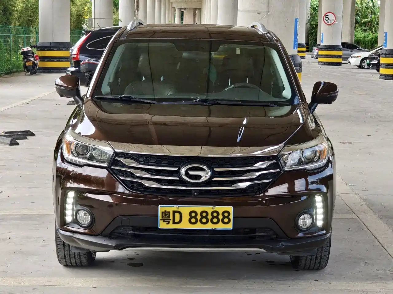 GAC Trumpchi Trumpchi GS4 2017 235T Automatic 2WD Luxury Smart Connected Edition