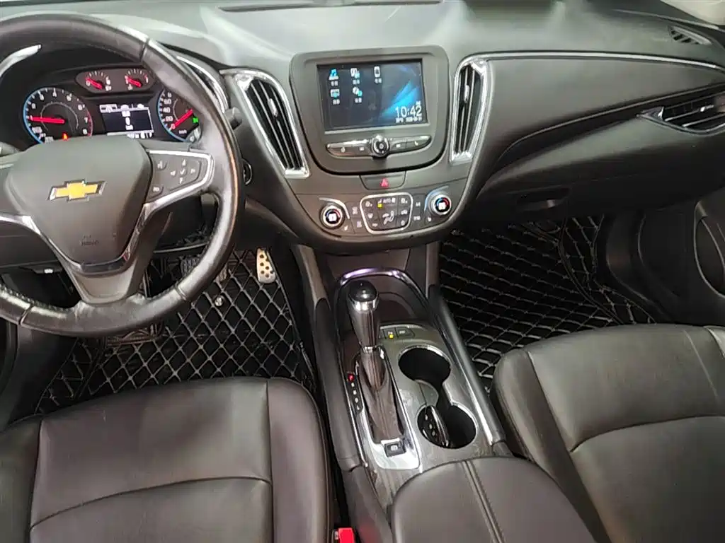 Chevrolet Malibu XL 2017 1.5T Auto Sport Edition фото 14