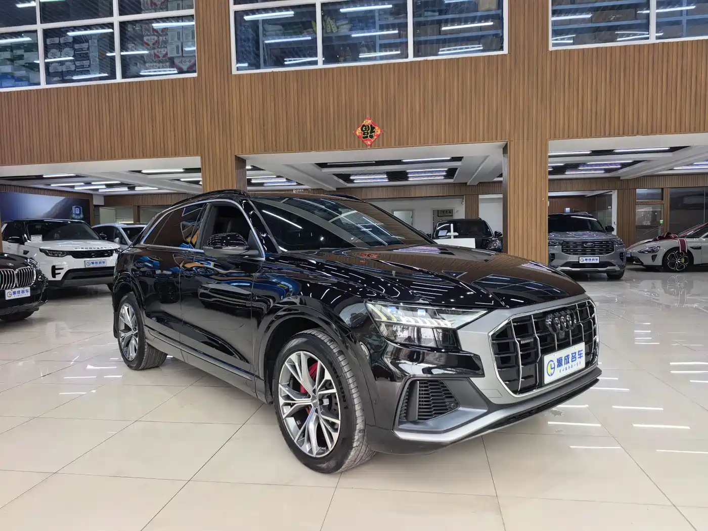 Audi Q8 2019 Model 55 TFSI Premium Dynamic фото 3
