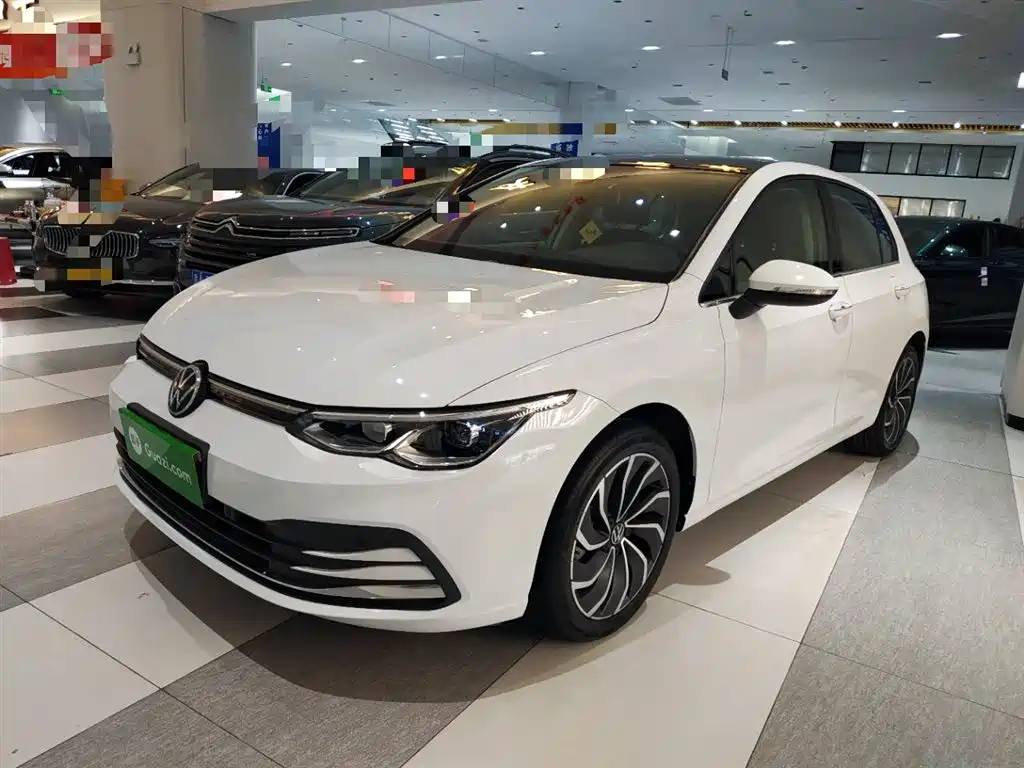 Volkswagen Golf 2023 280TSI DSG Pro фото 2