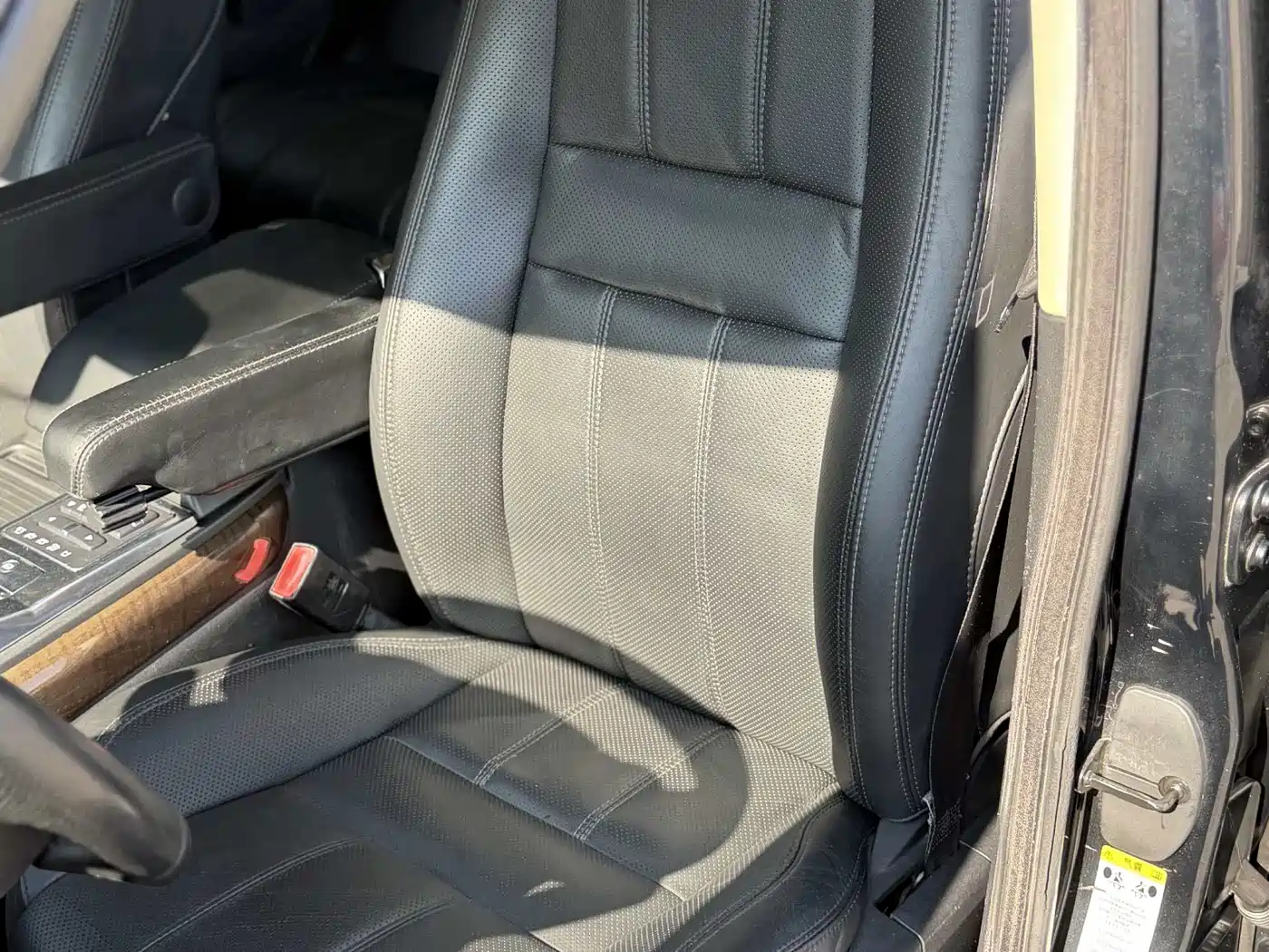 Land Rover Range Rover Sport 2011 3.0 TDV6 Diesel фото 9