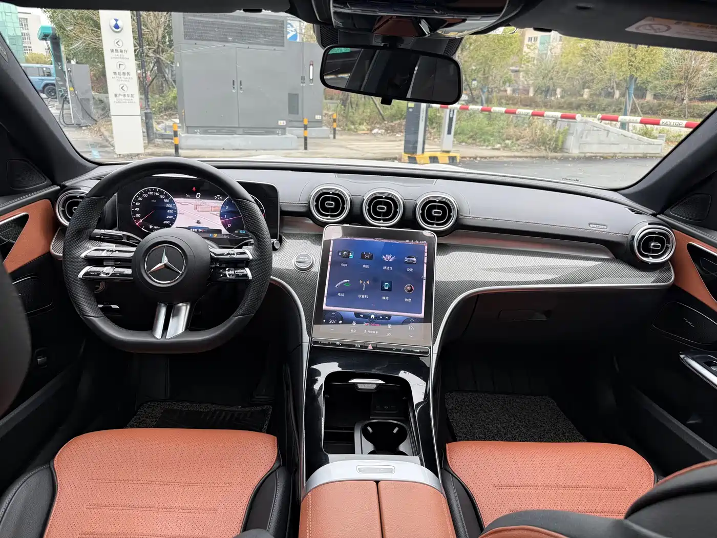 Mercedes-Benz C-Class 2023 C 260 L Night Edition Sport фото 10