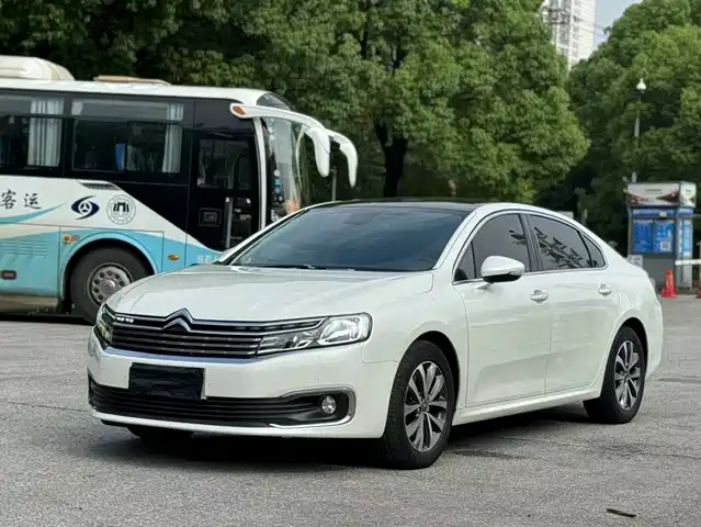  Citroën Citroën C6 2017 380THP Luxury Model