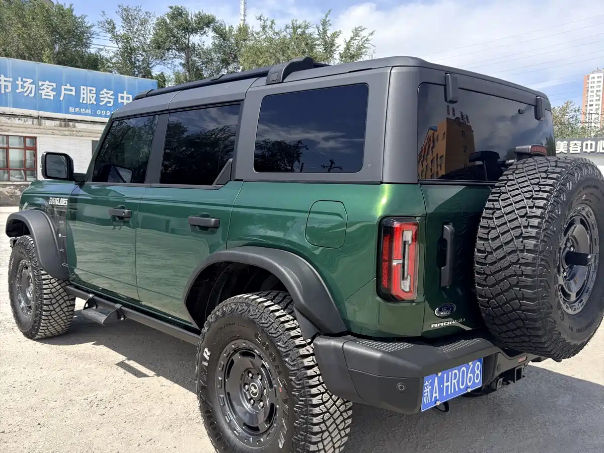 Ford Bronco 2025 2024 2.3T Everglades