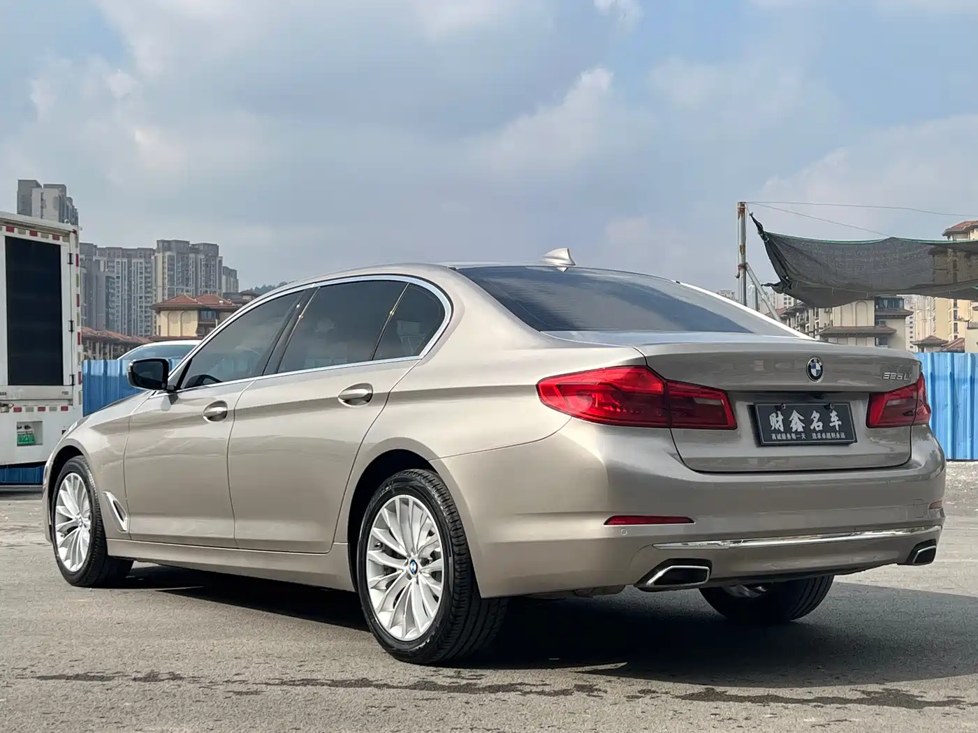 BMW 5 Series 2020 525Li Luxury Package фото 16