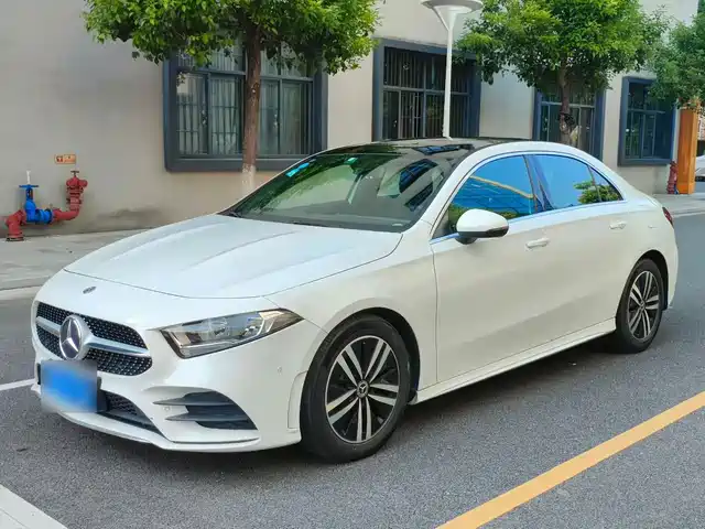  Mercedes-Benz Mercedes-Benz A-Class 2019 A 180 L Sport Sedan