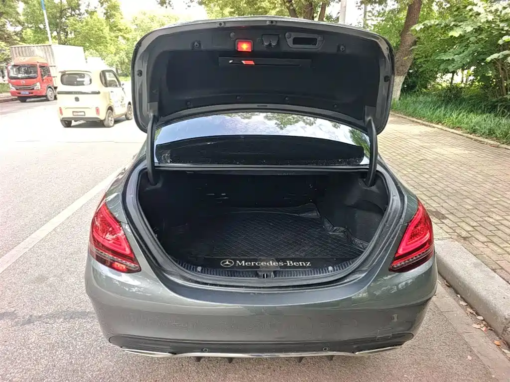 Mercedes-Benz C-Class 2020 C 260 L Sport фото 19