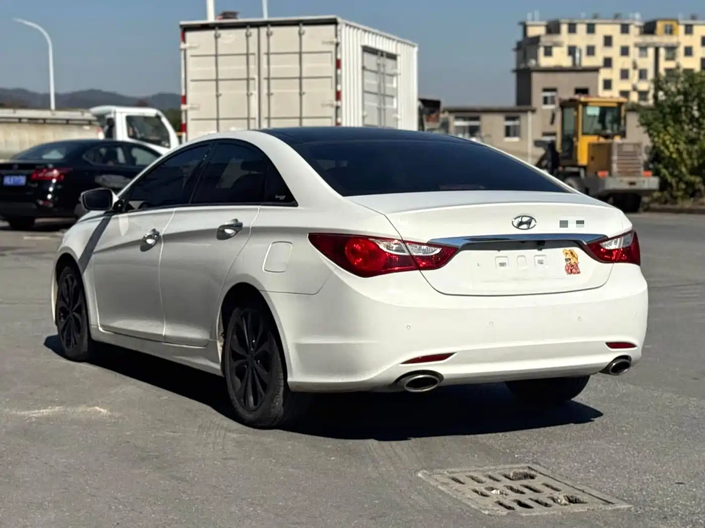 Hyundai Sonata 2013 2.4L Automatic Luxury Edition (China IV) фото 7