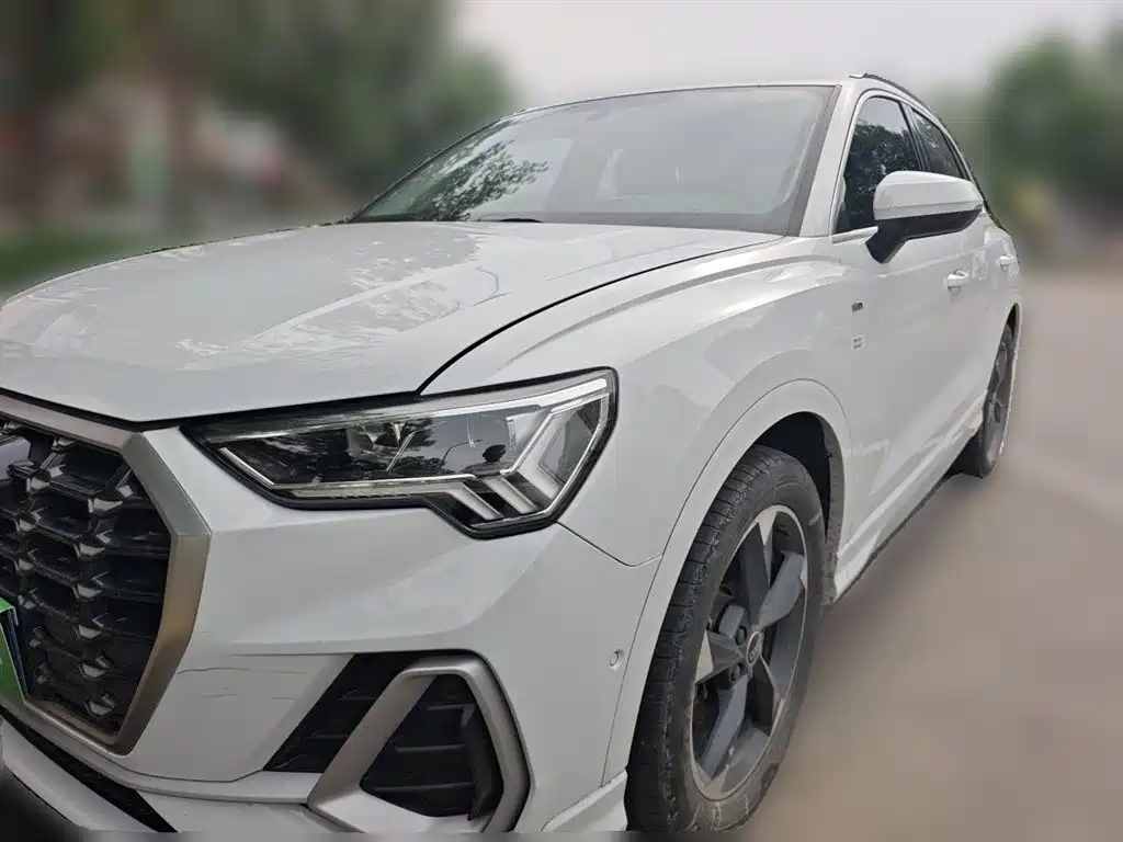 Audi Q3 2022 35 TFSI Fashion Dynamic