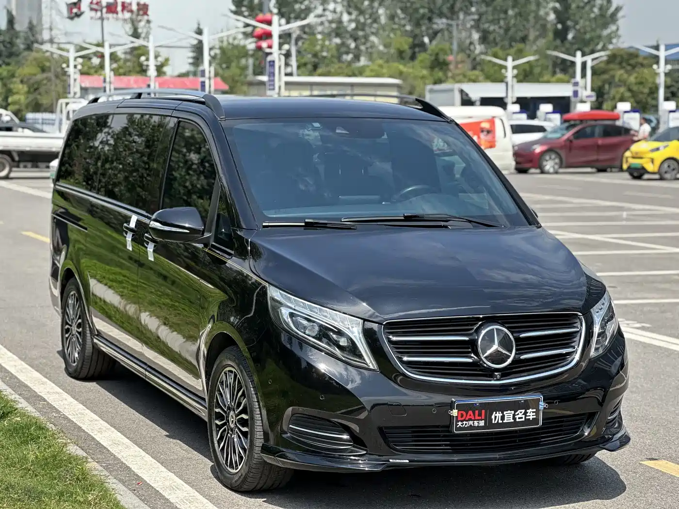 Mercedes-Benz V-Class 2018 V 260 Premium Edition China VI фото 3