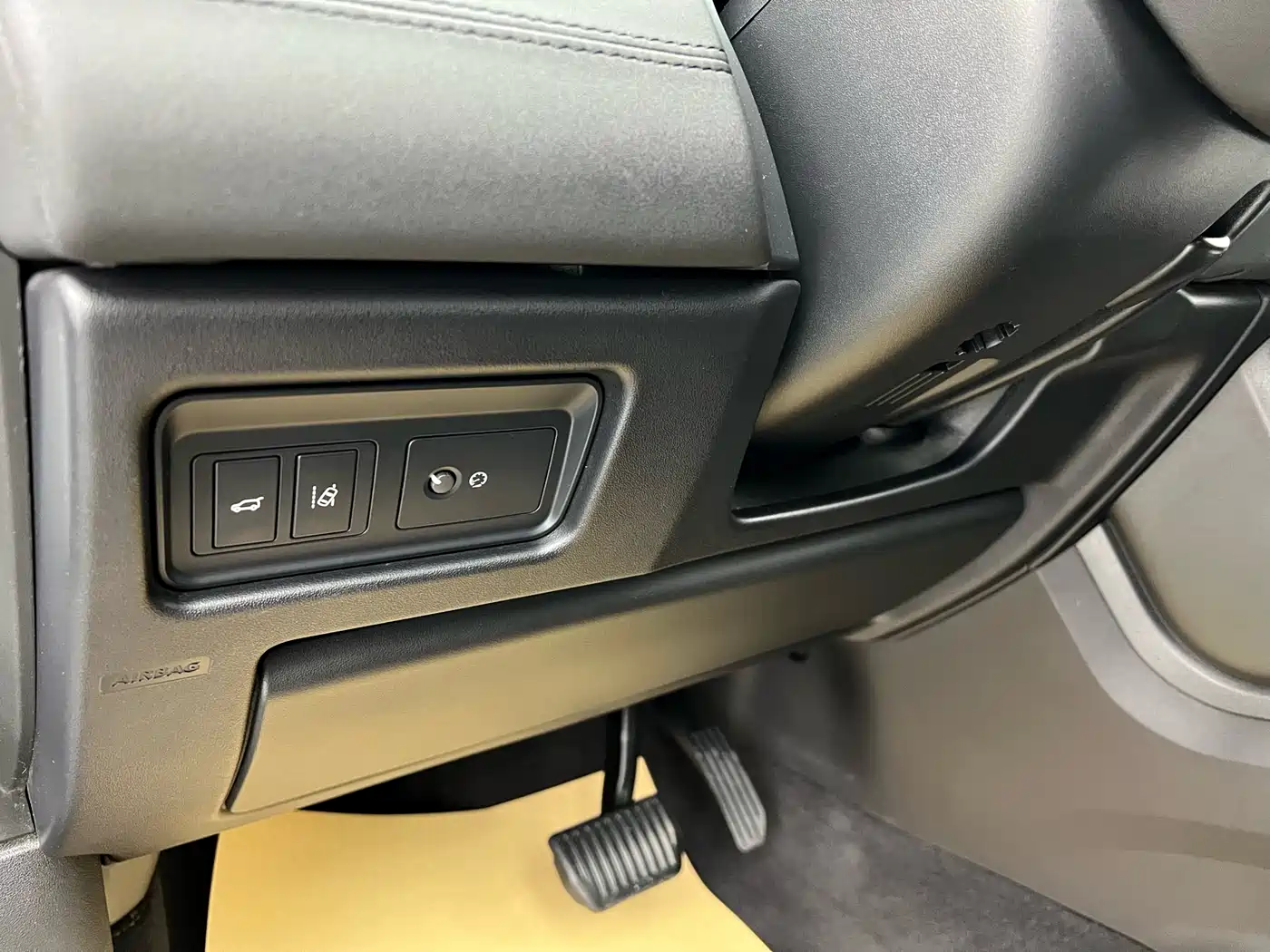 Land Rover Discovery Sport 2019 240PS SE Edition China V фото 4