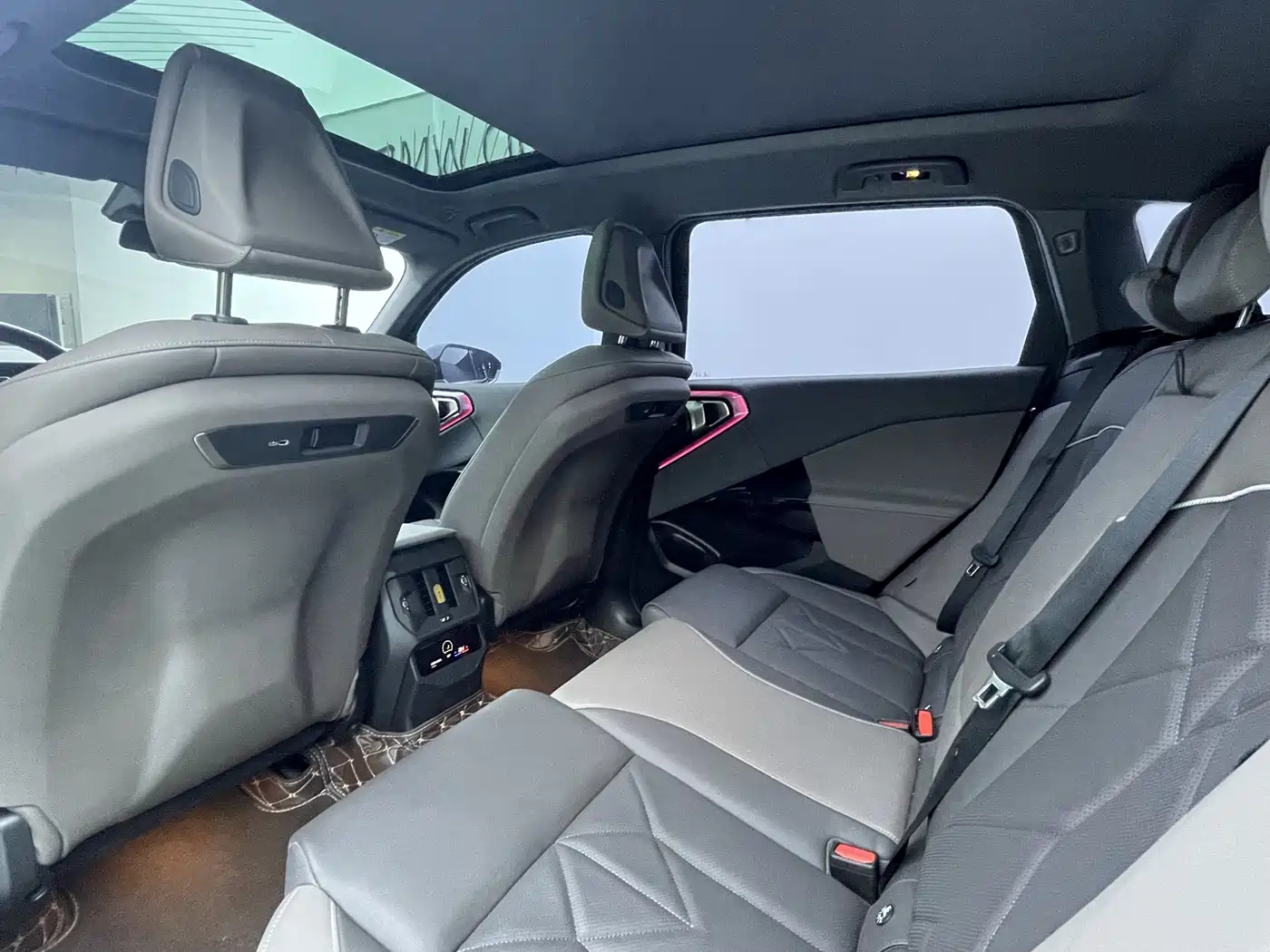 BMW X3 2025 xDrive30L Premium M Sport Package фото 9
