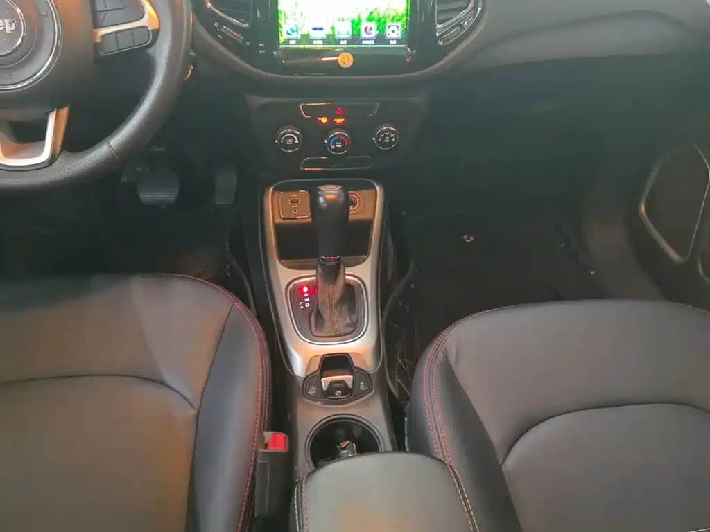 Jeep Compass 2017 2017 200T Auto Premium Edition