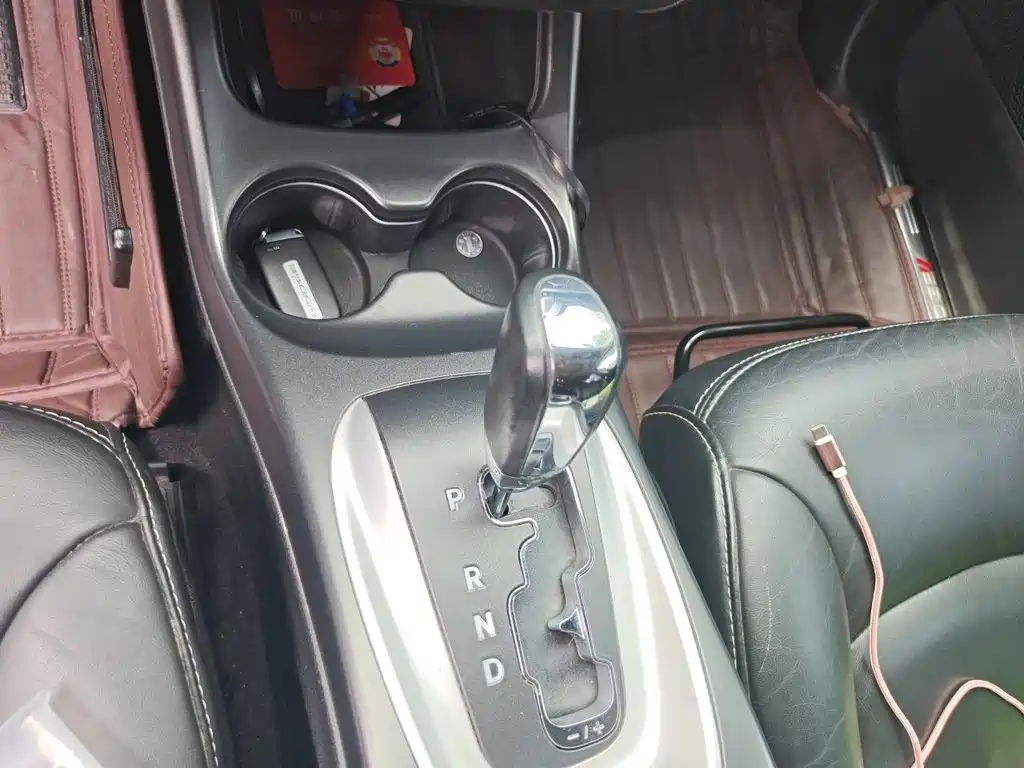 Dodge Journey 2015 2013 Model 2.4L 2WD Premium Edition