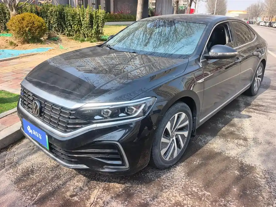 VOLKSWAGEN PASSAT NEW ENERGY