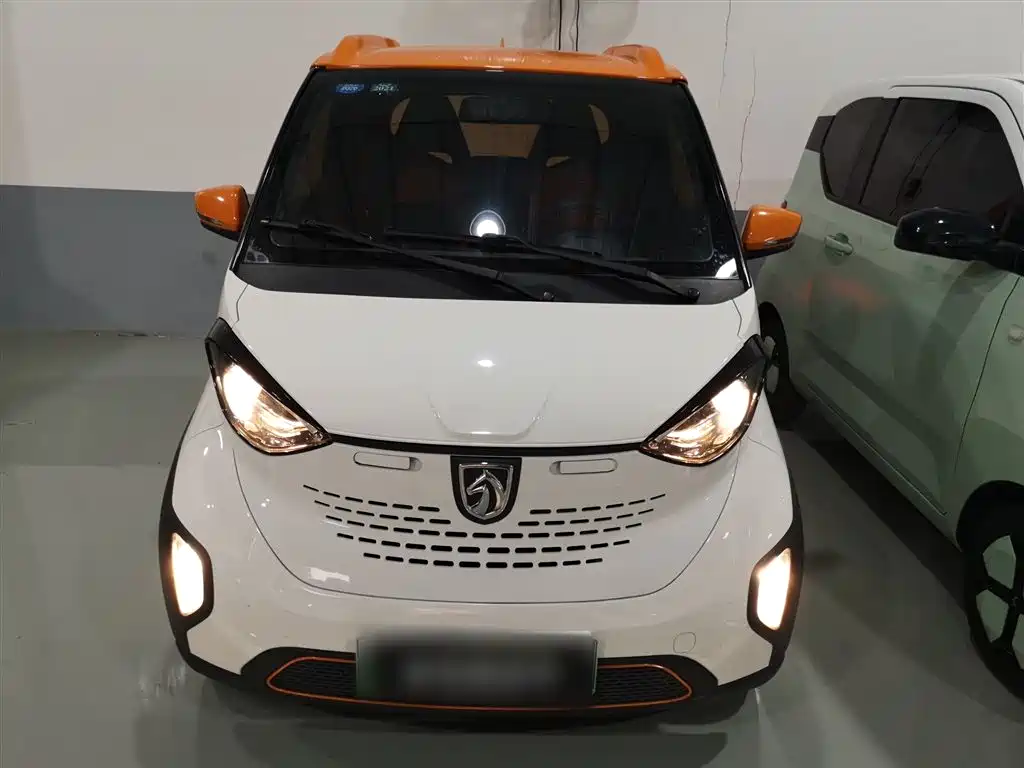 BAOJUN E100