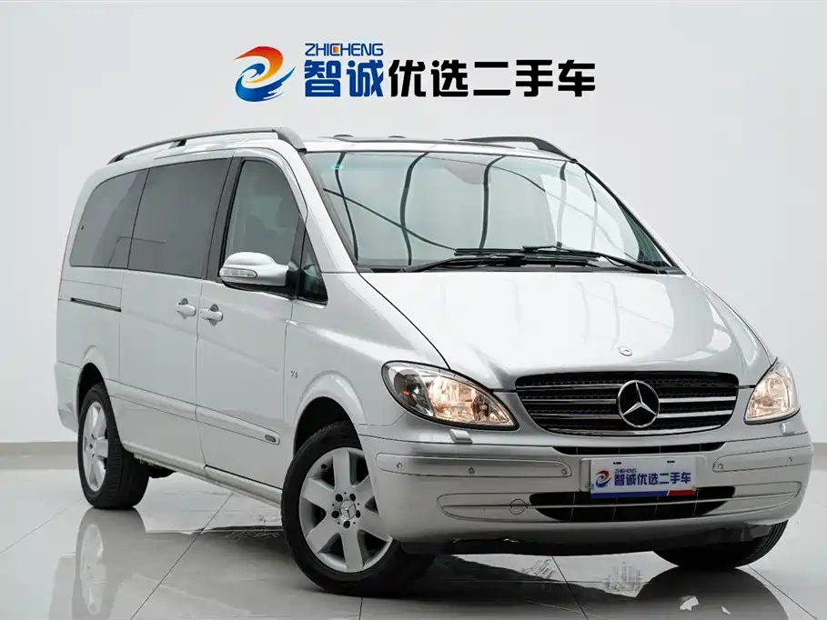 Mercedes-Benz Viano (Import) 2006 Viano 3.2L фото 3