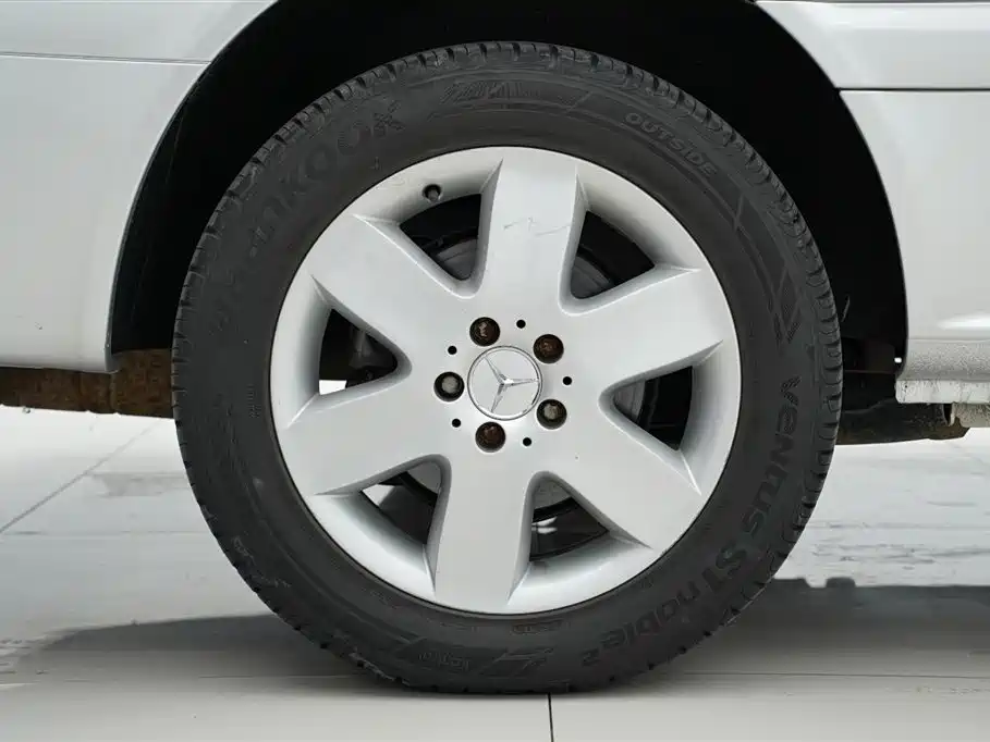 Mercedes-Benz Viano (Import) 2006 Viano 3.2L фото 34