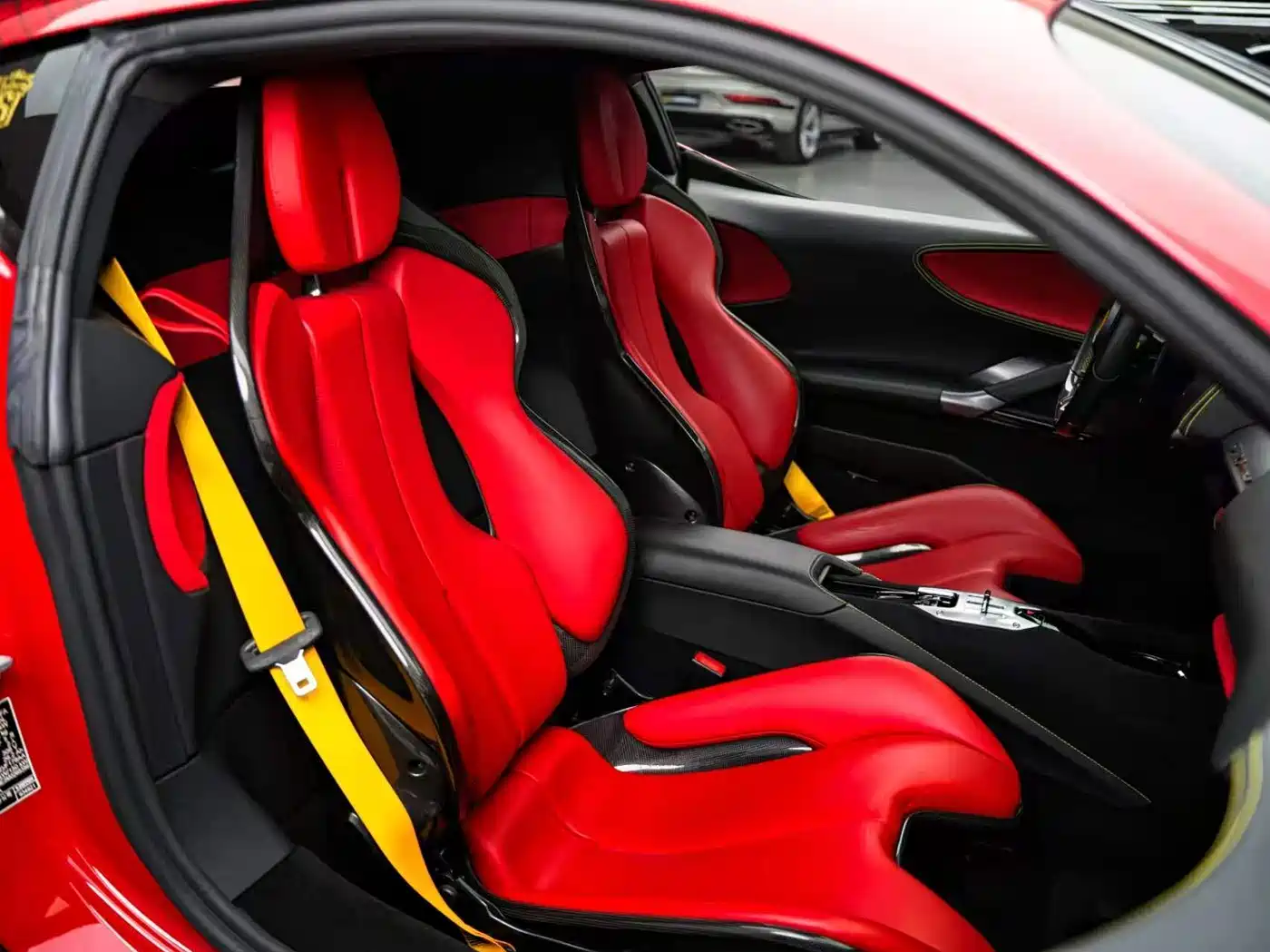 Ferrari SF90 2021 2020 3.9T V8 Stradale