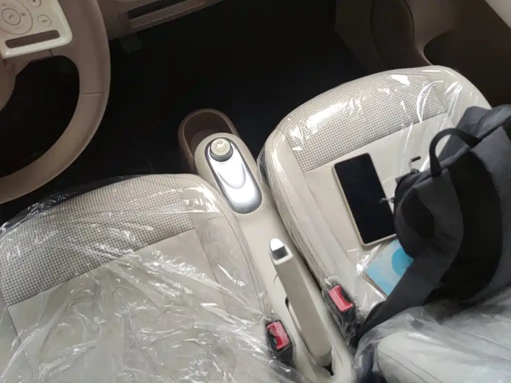 Wuling Motors Hongguang MINIEV 2026 2025 4-Door Advanced
