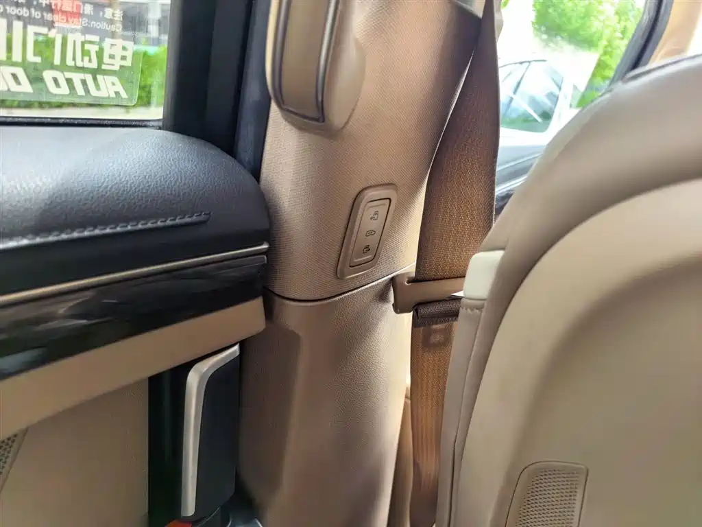 Buick GL8 2018 ES 28T Luxury Type China VI фото 8