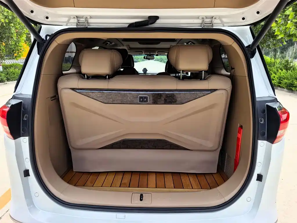 Buick GL8 2018 ES 28T Luxury Type China VI фото 21