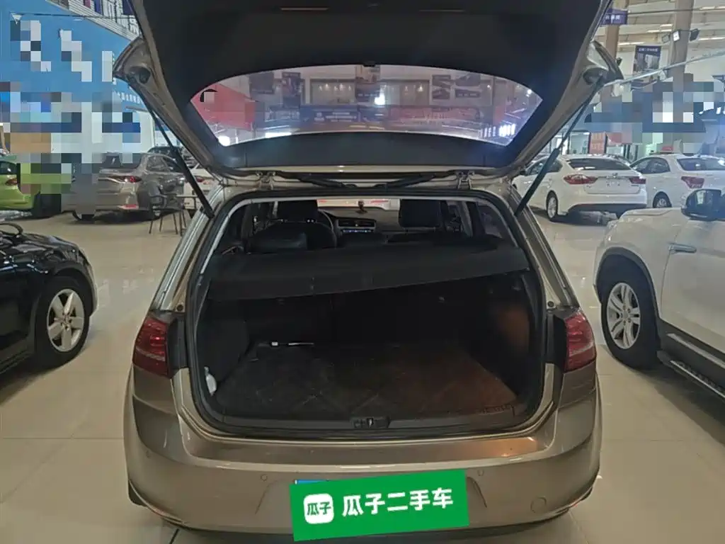 Volkswagen Golf 2016 1.6L Automatic Fashion фото 19