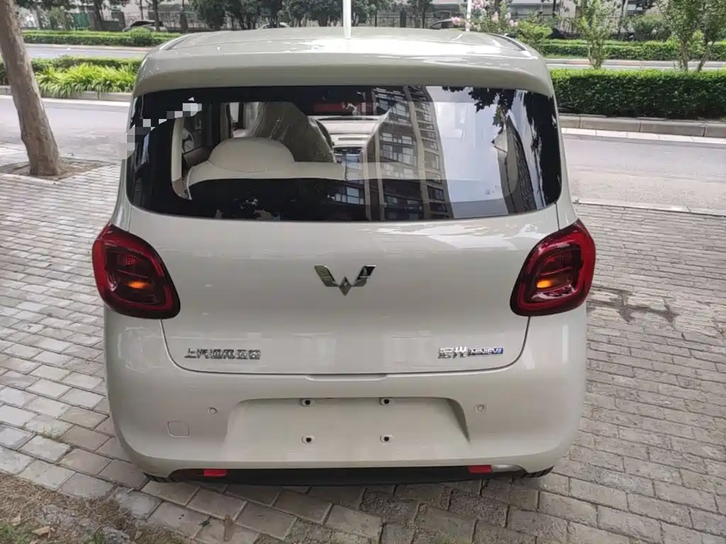 Wuling Motors Hongguang MINIEV 2026 2025 4-Door Advanced