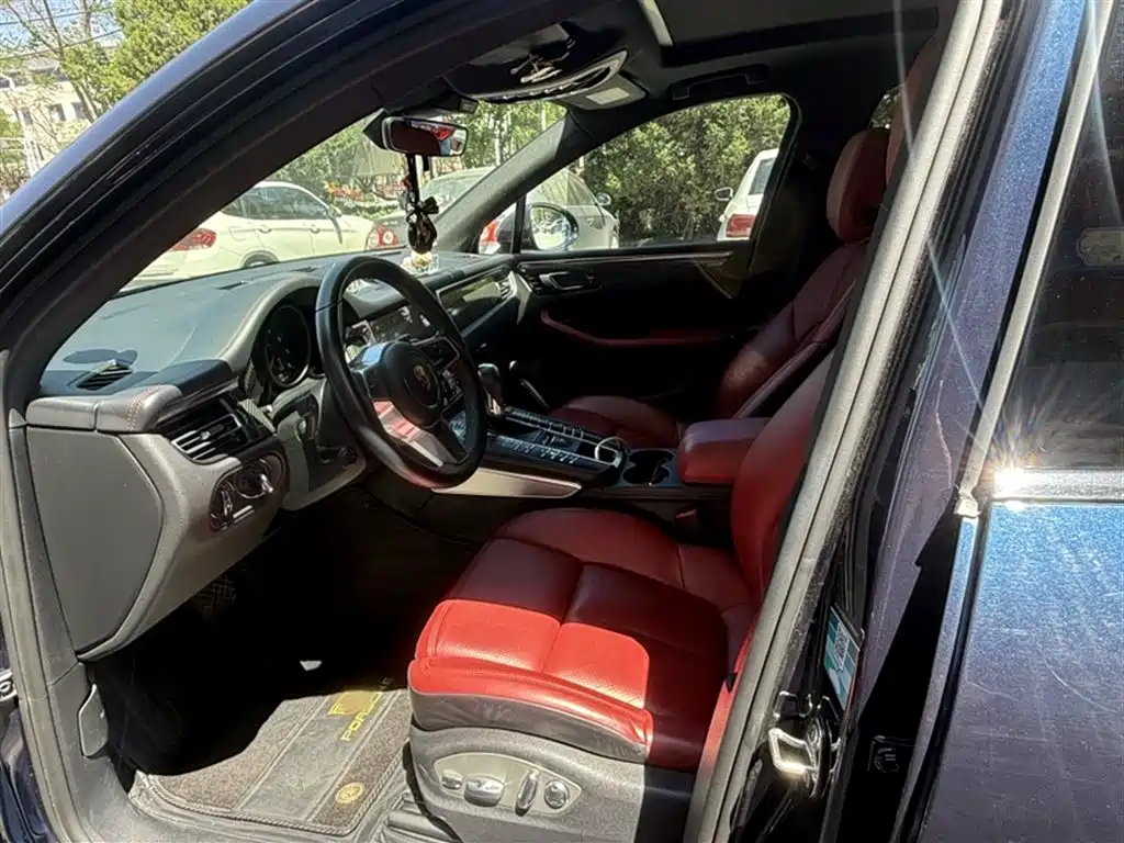 Porsche Macan 2021 Macan 2.0T фото 8