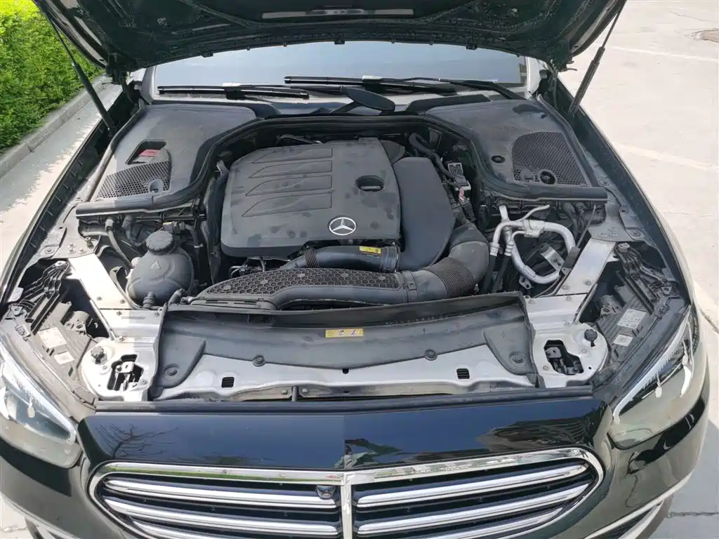 Mercedes-Benz E-Class 2023 Facelift E 300 L Luxury фото 17