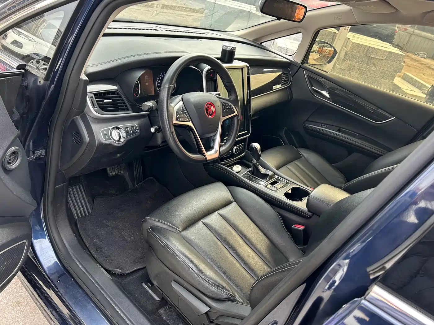 BYD Song MAX 2018 1.5T Auto Smart Connected Elite 6-Seater фото 6