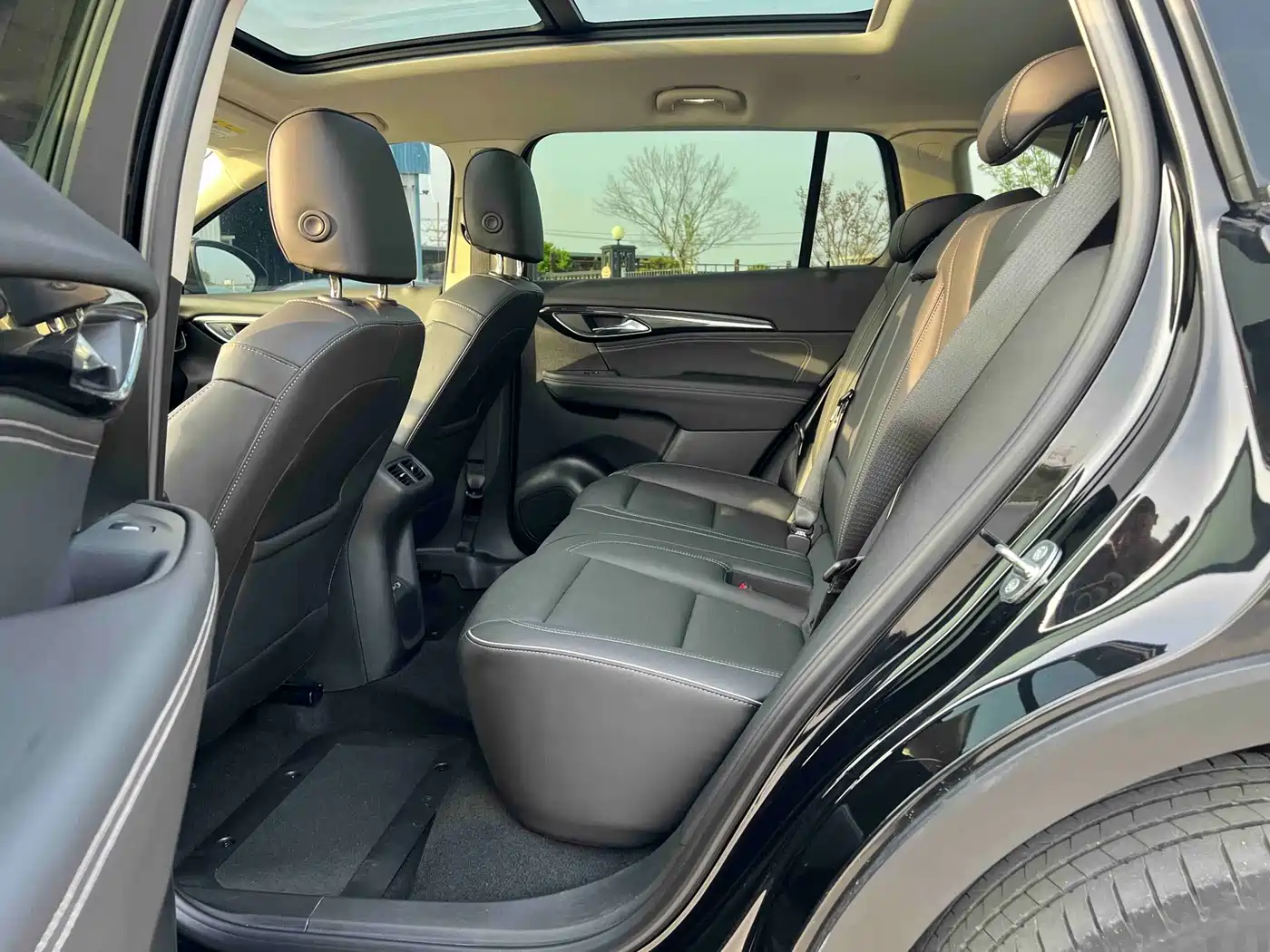 Buick Envision Plus 2022 Enclave Plus 652T 5-Seater Luxury фото 8