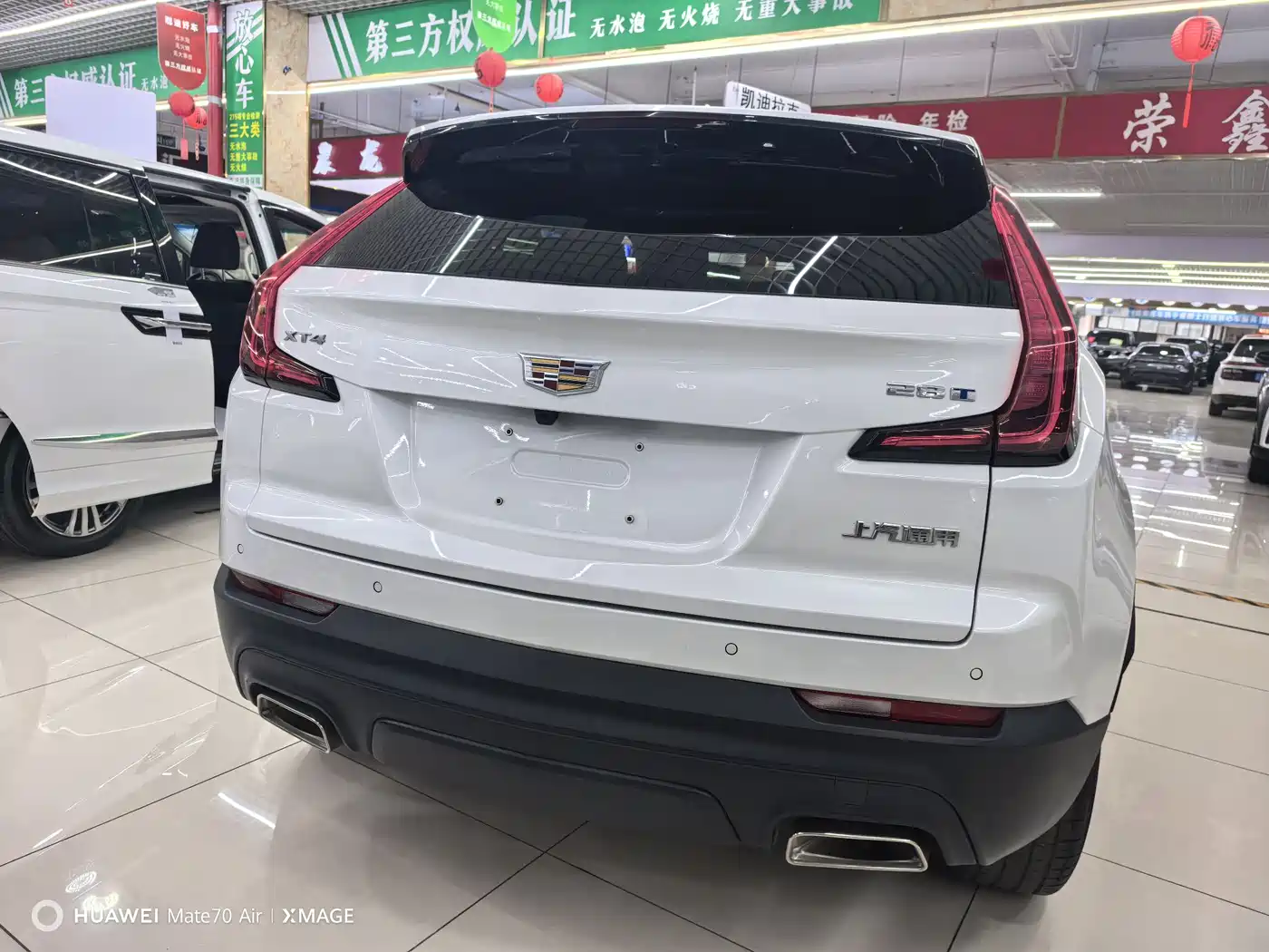 CADILLAC XT4